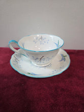 Load image into Gallery viewer, Grosvenor Ye Olde English Exotic Birds Cup &amp; Saucer 42606
