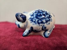 Load image into Gallery viewer, Gzehl Pig Made in Russia 42607

