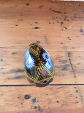 Load image into Gallery viewer, Decorative Egg 42311
