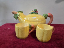 Load image into Gallery viewer, Fitz &amp; Floyd Garden Pottery 3-piece Teaset 42606

