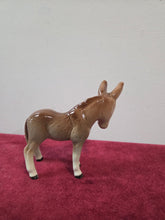 Load image into Gallery viewer, Beswick Donkey Figurine 569
