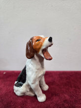 Load image into Gallery viewer, Royal Doulton Jack Russell Terrier HN 1099 42607
