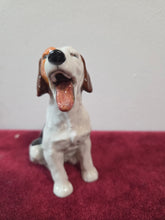 Load image into Gallery viewer, Royal Doulton Jack Russell Terrier HN 1099 42607
