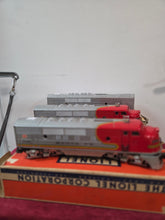 Load image into Gallery viewer, Set of 3 Vintage Electric Lionel Trains 2636
