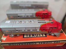 Load image into Gallery viewer, Set of 3 Vintage Electric Lionel Trains 2636
