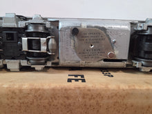 Load image into Gallery viewer, Set of 3 Vintage Electric Lionel Trains 2636
