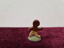 Load image into Gallery viewer, Wade Gingerbread Man Figure 42606
