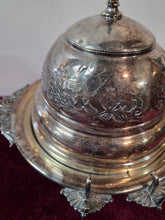 Load image into Gallery viewer, Silverplated Butterdish with knife 2538
