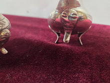 Load image into Gallery viewer, Silverplated Salt &amp; Pepper Shakers 42607
