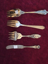 Load image into Gallery viewer, Silverplated Serving Cutlery 568
