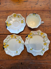 Load image into Gallery viewer, Paragon Cup &amp; Saucer set 42607

