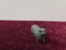 Load image into Gallery viewer, Britain Toy Figures COR
