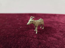 Load image into Gallery viewer, Britain Toy Figures COR
