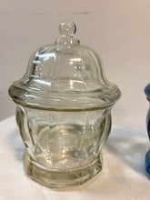 Load image into Gallery viewer, Vintage Indiana Glass Apothecary Jars 42605
