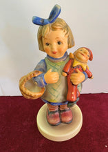Load image into Gallery viewer, Hummel Figurine #422 "What Now" Collector Club Exclusive 42511
