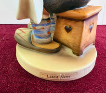 Load image into Gallery viewer, Hummel Goebel Figurine #184 "The Latest News" 043
