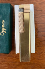 Load image into Gallery viewer, Penguin Cygnus Gold Tone Lighter with Nabob Emblem and Original Box 42607
