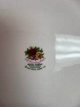Load image into Gallery viewer, Royal Albert Old Country Roses. Trivet. Made in England 42503
