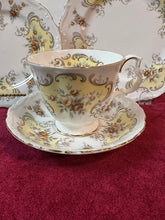 Load image into Gallery viewer, Royal Albert September Song 20-piece Set. Made in England
