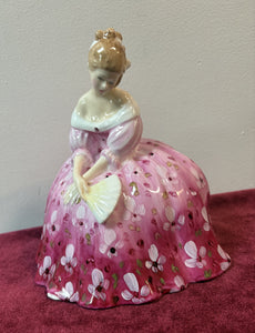 Royal Doulton Figurine Victoria HN 2471 Made in England 42501