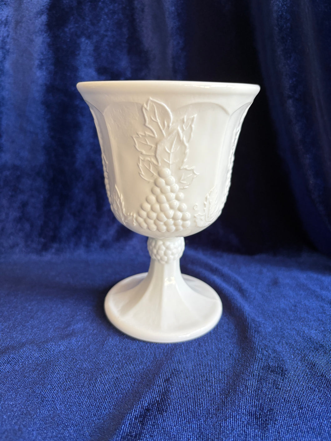 Indiana Glass White Milk Glass Harvest Grape Stemmed Goblet 42506