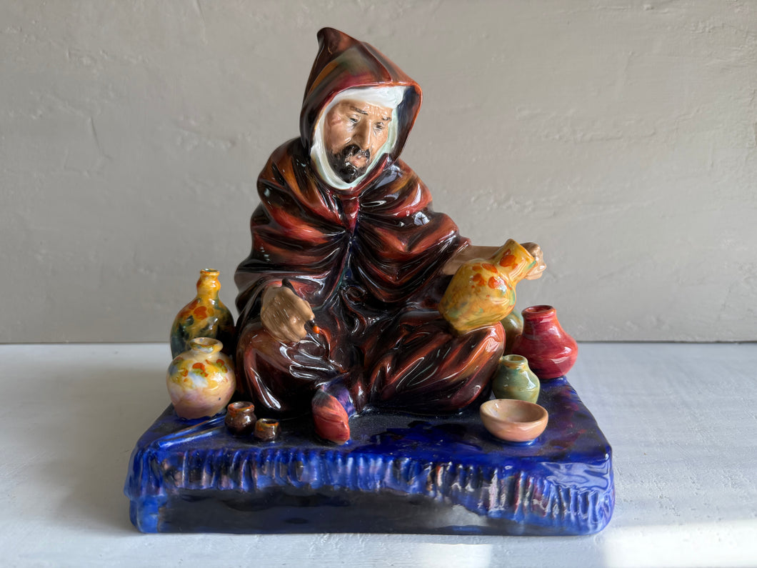 Royal Doulton Figurine The Potter. HN 1493 Made in England 2139