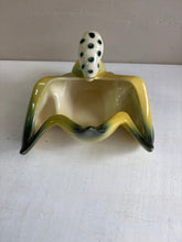 Load image into Gallery viewer, Pair of Hull 1950s Mother Goose Planters. 42510
