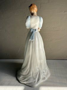 Royal Doulton Figurine Kimberley HN 3379. Made in England 24 48