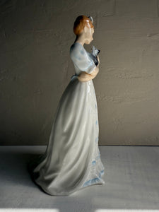 Royal Doulton Figurine Kimberley HN 3379. Made in England 24 48