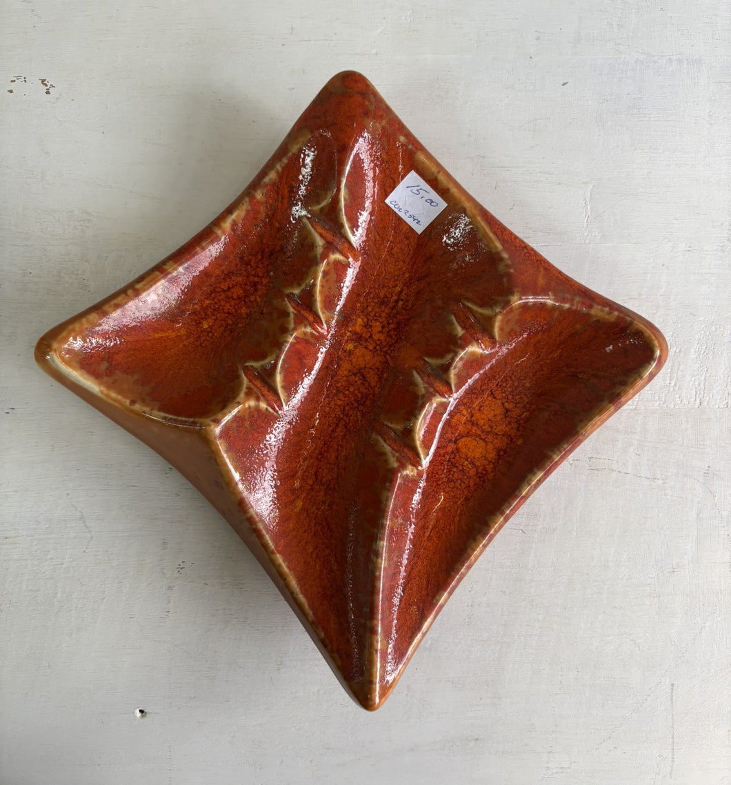 MCM Burnt Orange Pottery Ashtray Redwing USA 970 25 4
