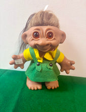 Load image into Gallery viewer, Thomas Dram Troll Doll 42606
