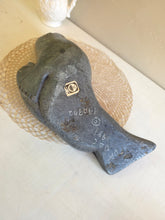 Load image into Gallery viewer, Eskimo Art Stone Carving of Two Seals 42502
