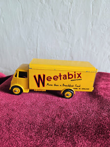 Van Guy Vixen Weetabix DINKY SUPERTOYS 2502