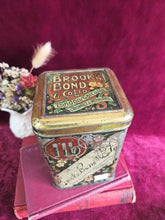 Load image into Gallery viewer, Brooke Bond Co Ltd Harem Scene Tin 42501
