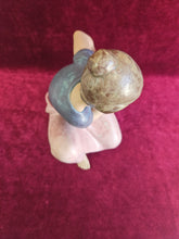Load image into Gallery viewer, Lladro Youth Water Girl Woman Figurine 2508
