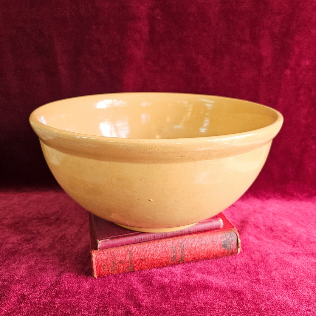 Redcliff Alberta Pottery Number 12 Stoneware Bowl 42304