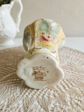 Load image into Gallery viewer, S.F. &amp; Co. Royal Devon Sugar Shaker #957
