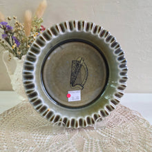 Load image into Gallery viewer, Wade Harp Irish Porcelain Ashtray 42403
