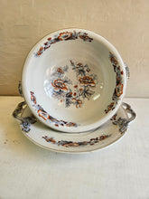 Load image into Gallery viewer, Eglinton Pearl Ware Tureen with Underplate #42508
