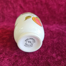 Load image into Gallery viewer, Royal Worester King Size Egg Coddler &amp; Lid – Peaches &amp; Berries 2433
