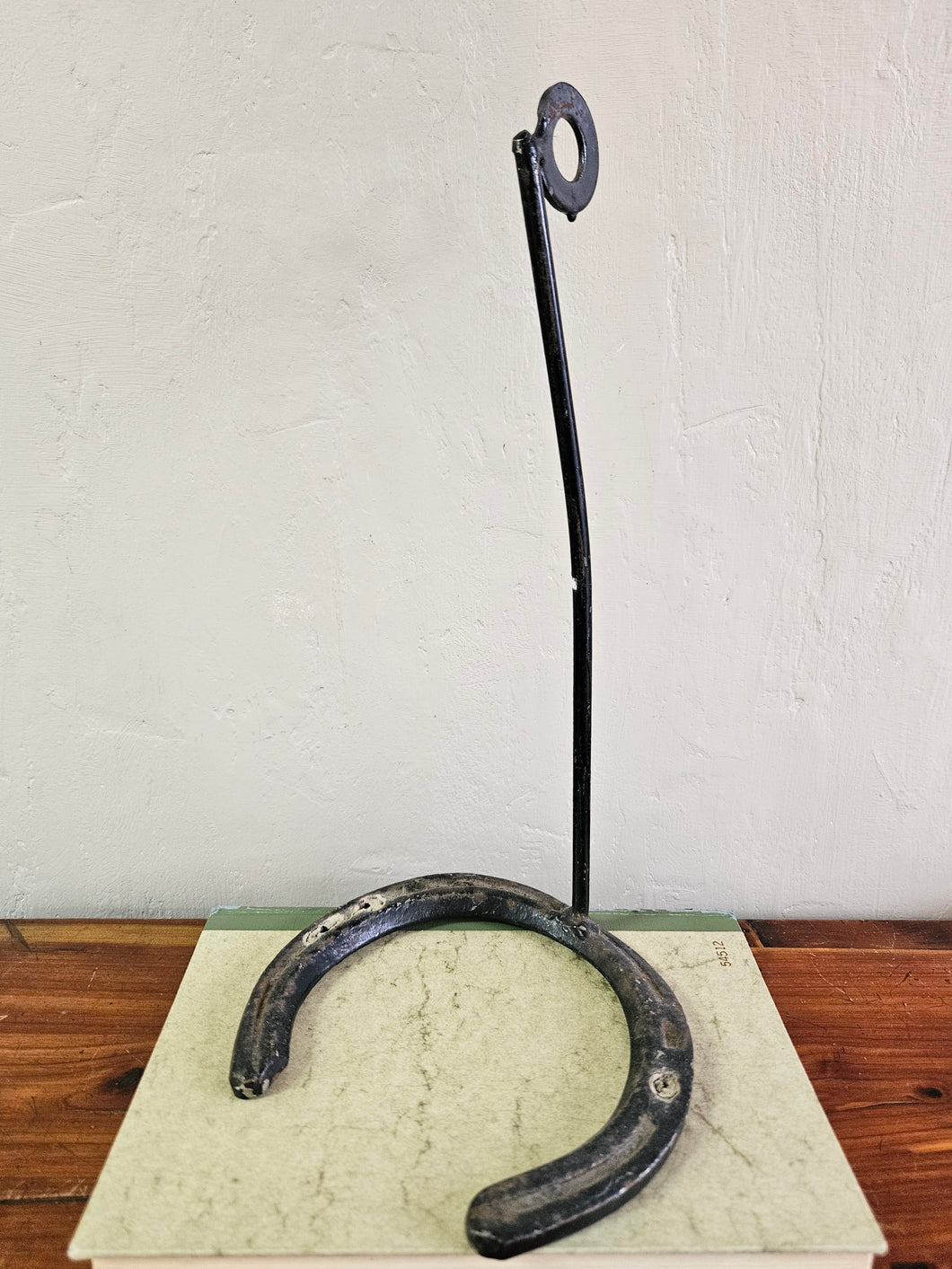 Cast Iron Forged Horse Shoe 42408