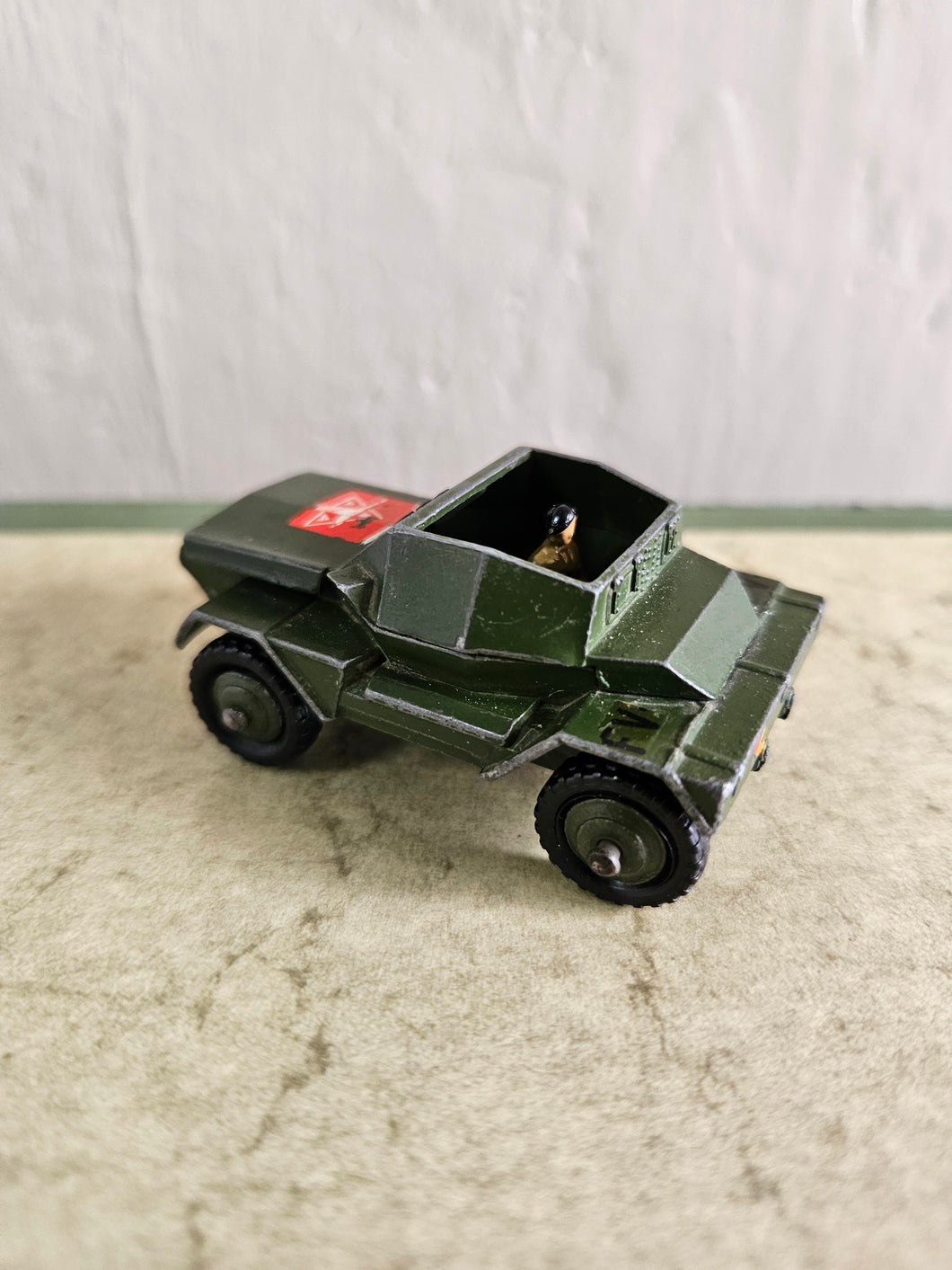 Scout Car DINKY TOYS 2486