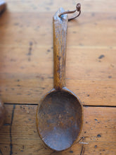 Load image into Gallery viewer, Wooden Spoons 42604
