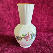 Load image into Gallery viewer, AYNSLEY Fine Bone China – Pembroke Bud Vase 019
