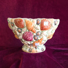 Load image into Gallery viewer, Sylvac Marina Seashell Mantle Vase #42501
