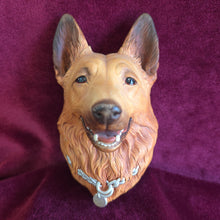 Load image into Gallery viewer, Bossons German Shepherd Chalkware Head Bust 42509
