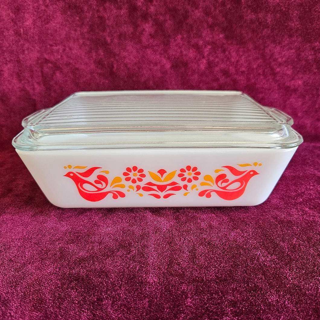 Pyrex Friendship Casserole Lidded Dish 1 ½ QT 42505