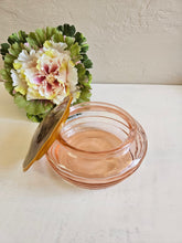 Load image into Gallery viewer, Pink Glass Powder Dish with Lid 42501
