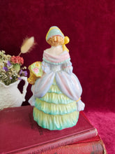 Load image into Gallery viewer, Lady Rose Figure 43207
