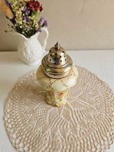 Load image into Gallery viewer, S.F. &amp; Co. Royal Devon Sugar Shaker #957
